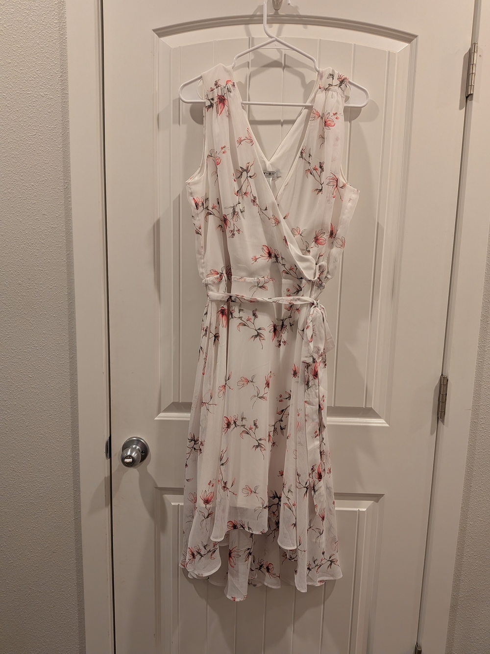 White House Black Market White Floral High-Low Dress with Pink Accents - Picture 2 of 7